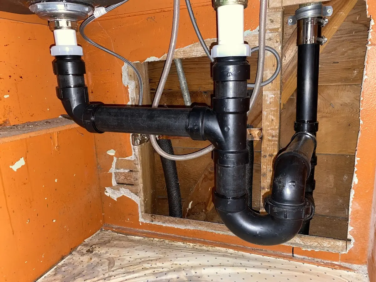 Professional Pipe Bursting equipment and tools on the job in Forney